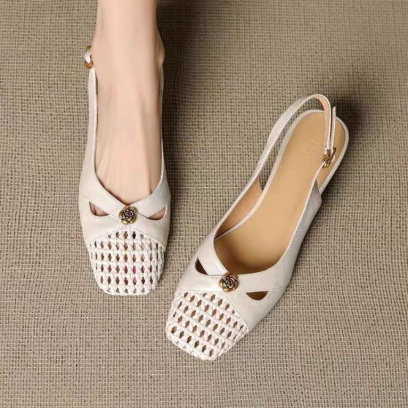 Loafer Flat Women - صندل نسائي بمقدمة مغلقة على الطراز