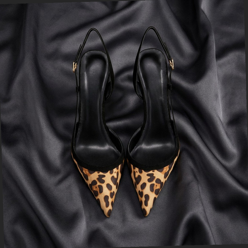 Ankle Strap Heels - يوجينلونغ # YJ26-802، صندل أسود من
