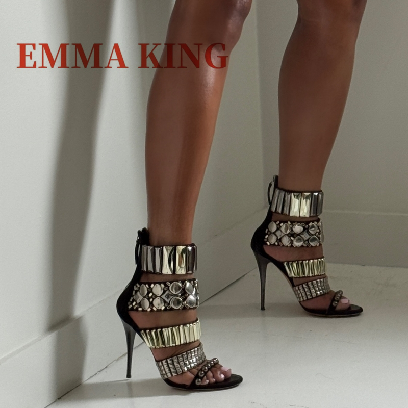 أسود مزين الكاحل حزام الصنادل  - مراجعة Ankle Strap Heels وسعره