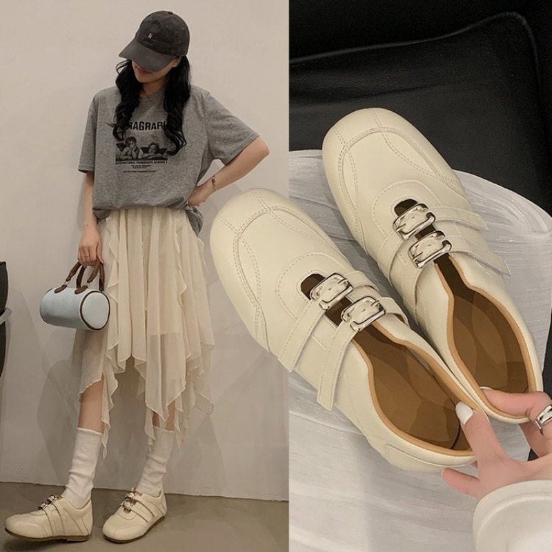 أحذية نسائية عصرية بمقدمة مستد - مراجعة Loafer Flat Women وسعره
