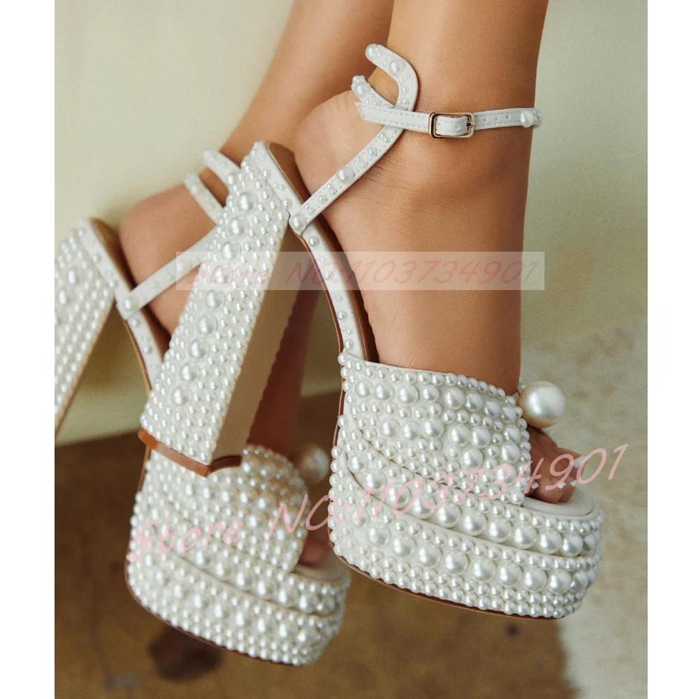 المرأة الأبيض اللؤلؤ صنادل أرض - مراجعة Ankle Strap Heels وسعره