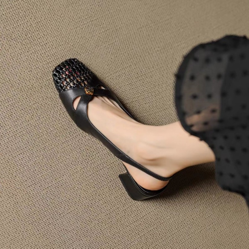 صندل نسائي بمقدمة مغلقة على ال - مراجعة Loafer Flat Women وسعره