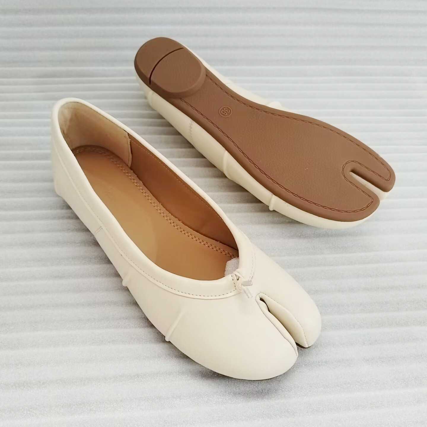 أحذية نسائية جديدة مسطحة بمقدم - مراجعة Loafer Flat Women وسعره