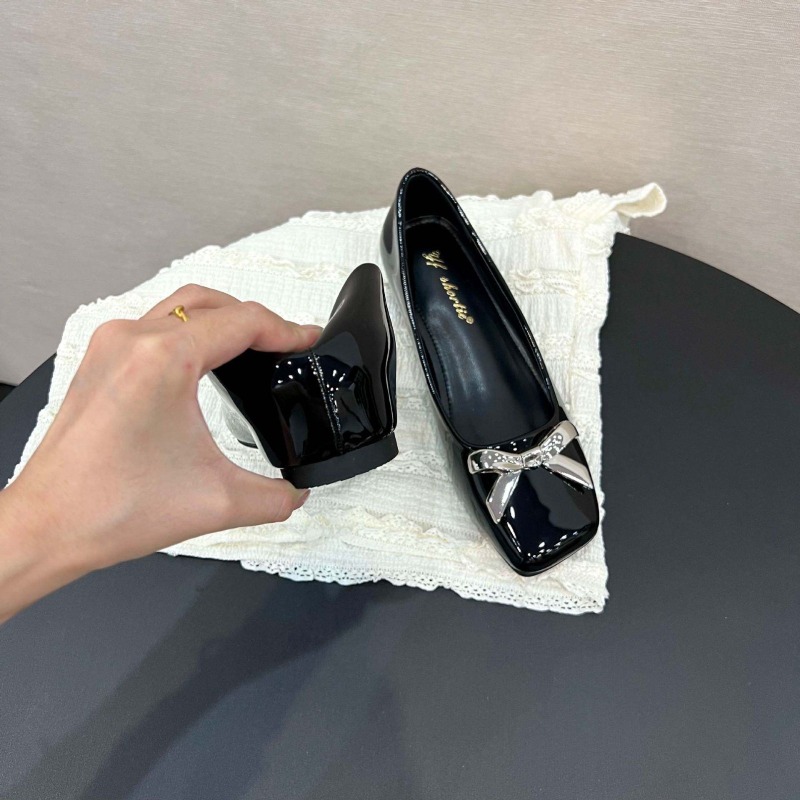 حذاء نسائي مسطح بتصميم فني جدي - مراجعة Loafer Flat Women وسعره